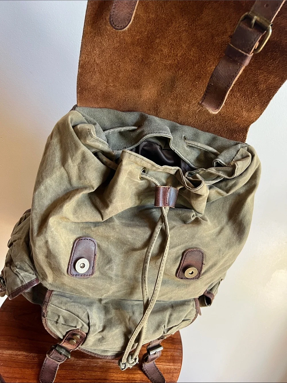 Western Leather Goods lone horse Distressed Canvas Leather Rucksack Backpack